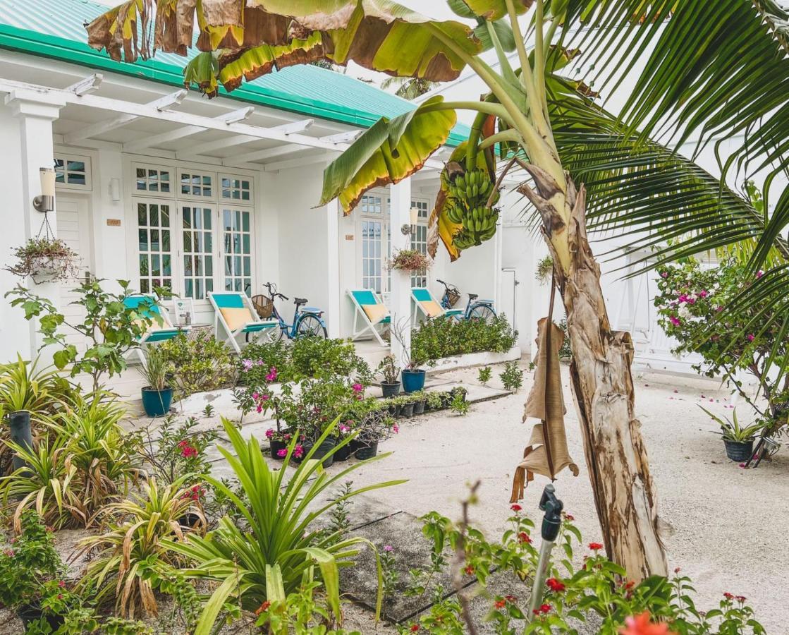 Fiyala Homestay Addu City Exterior photo