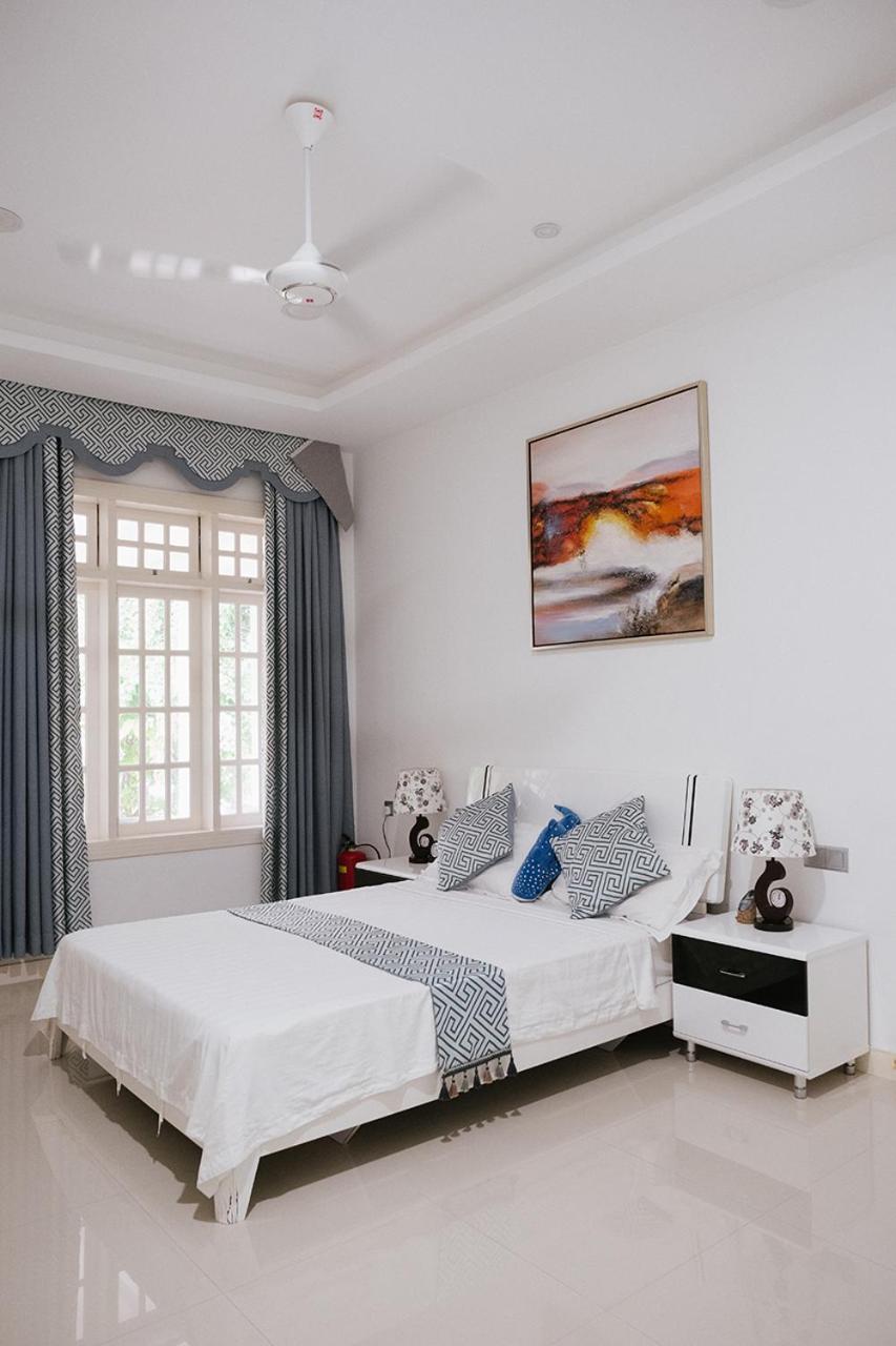 Fiyala Homestay Addu City Exterior photo